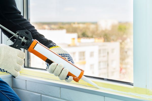 Cost of Window Recaulking Service in Reston