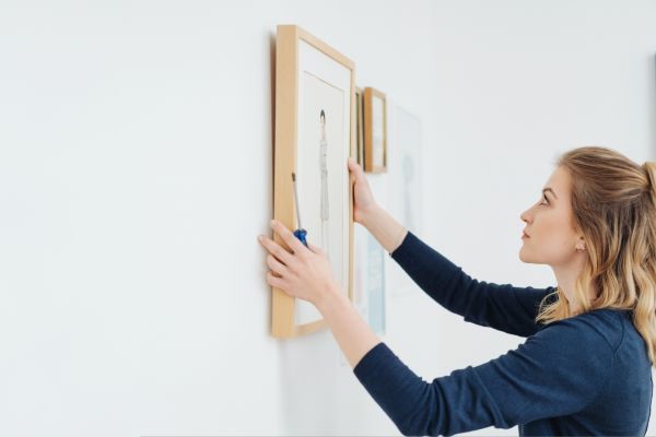Picture Hanging Service in Reston