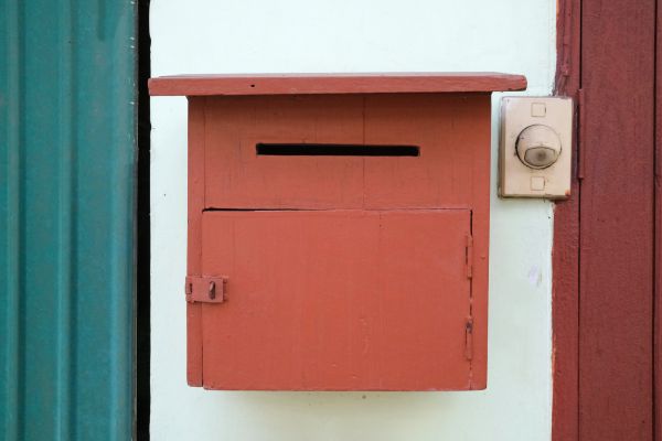 Cost of Mailbox Mounting in Reston